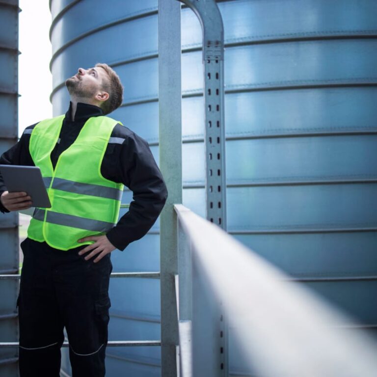 Water Tank Cleaning for a Healthier Home