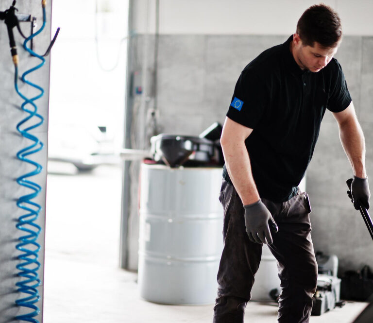 garage cleaning, garage maintenance, , regular cleaning routines, professional garage cleaning, car garage clean in Dubai